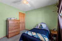 1826 N Lily of The Valley Drive, Greenville, WI 54942