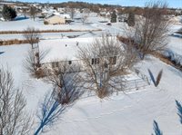 1826 N Lily of The Valley Drive, Greenville, WI 54942