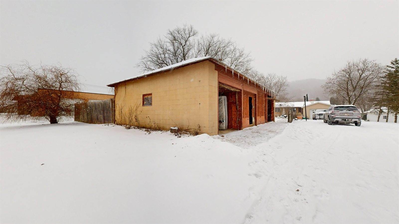 3012 Willow Dr, La Crosse, WI 54601