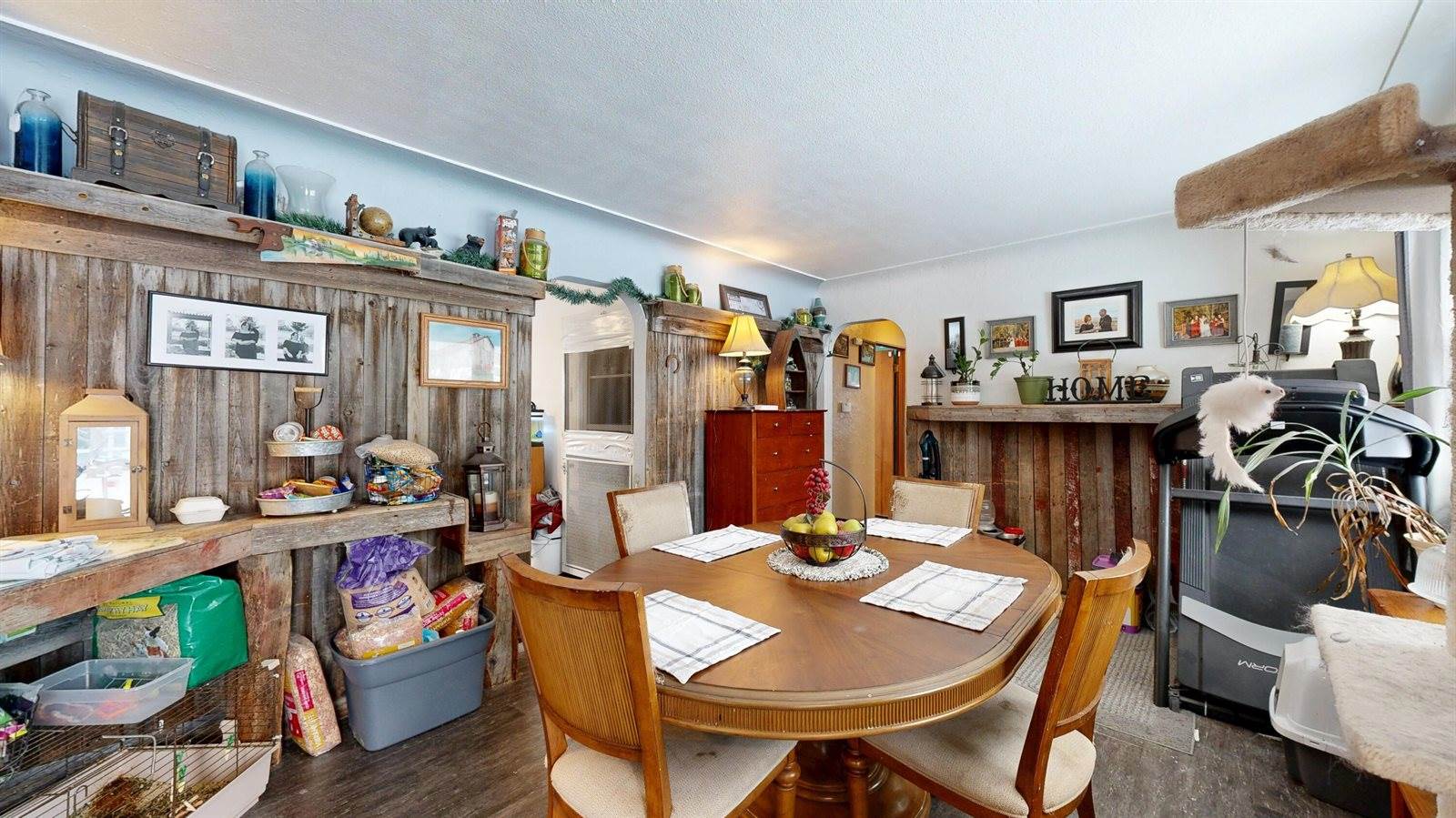 3012 Willow Dr, La Crosse, WI 54601