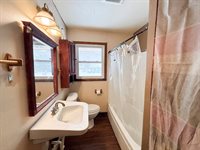 3012 Willow Dr, La Crosse, WI 54601