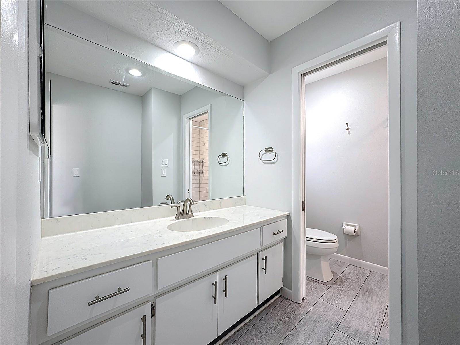 1614 Honey Court, Venice, FL 34293