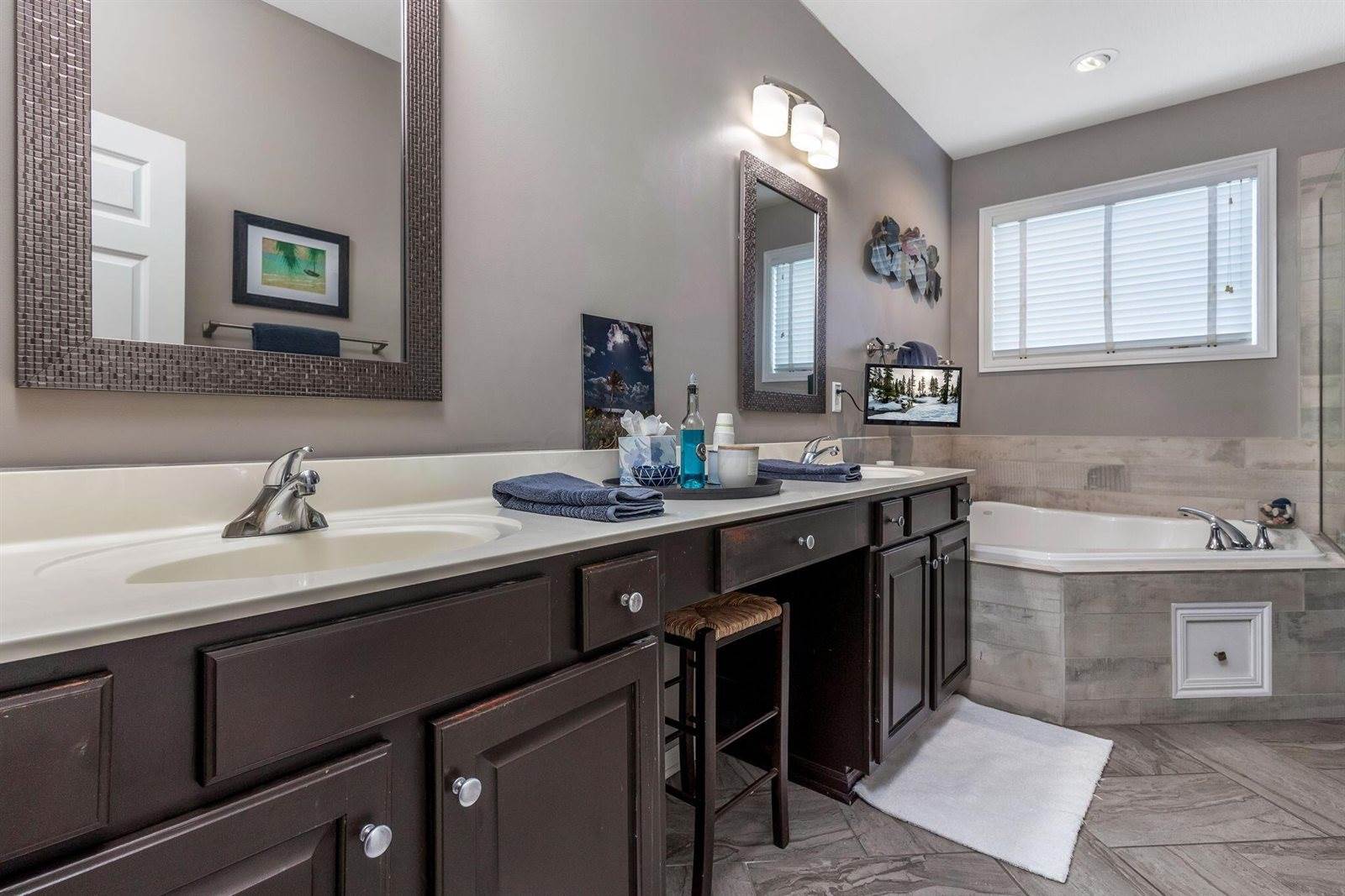 7231 Sumption Drive, New Albany, OH 43054