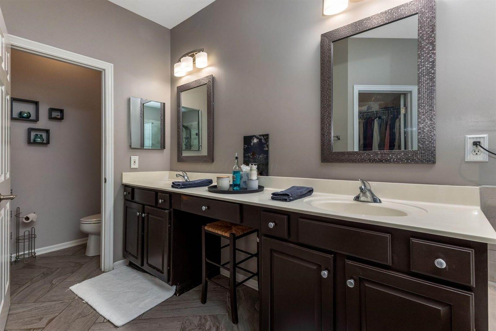 7231 Sumption Drive, New Albany, OH 43054