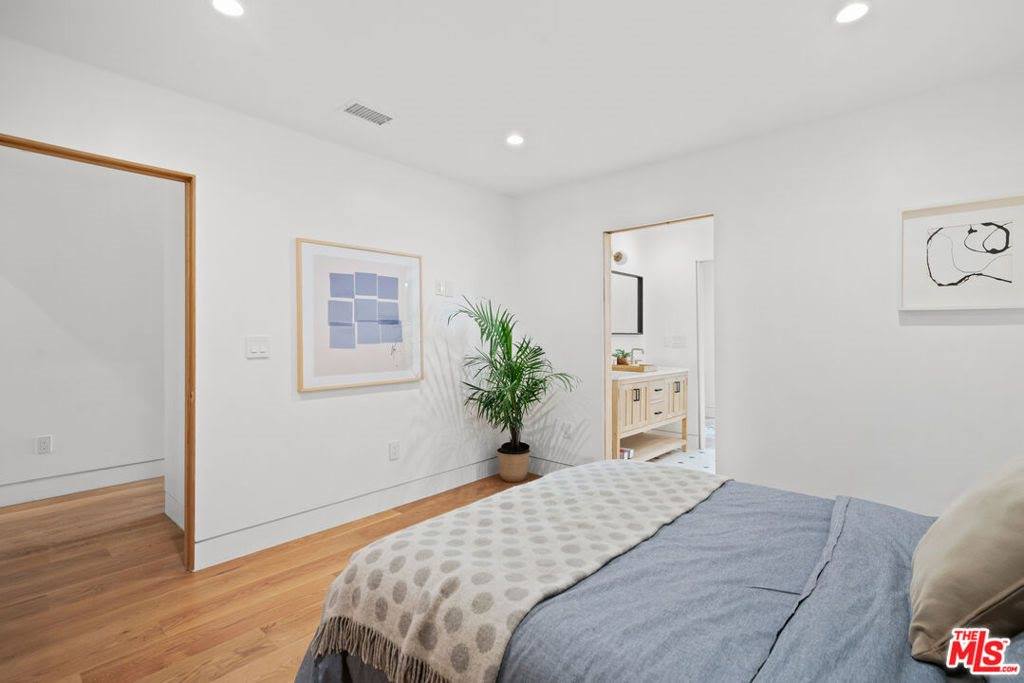 5252 Range View Avenue, Los Angeles, CA 90042