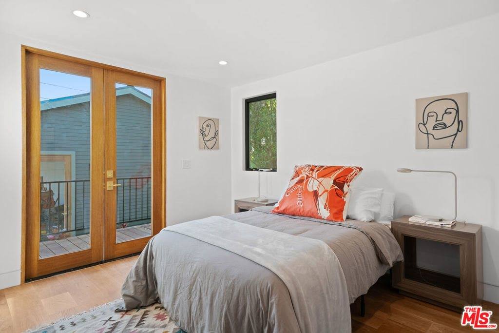 5252 Range View Avenue, Los Angeles, CA 90042