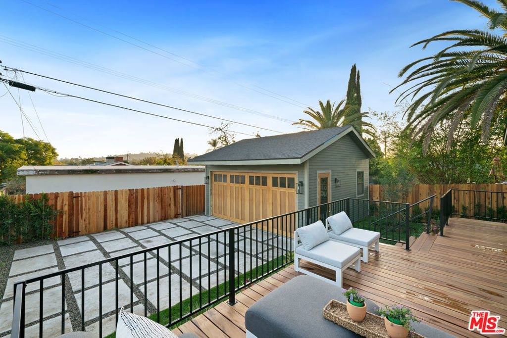 5252 Range View Avenue, Los Angeles, CA 90042
