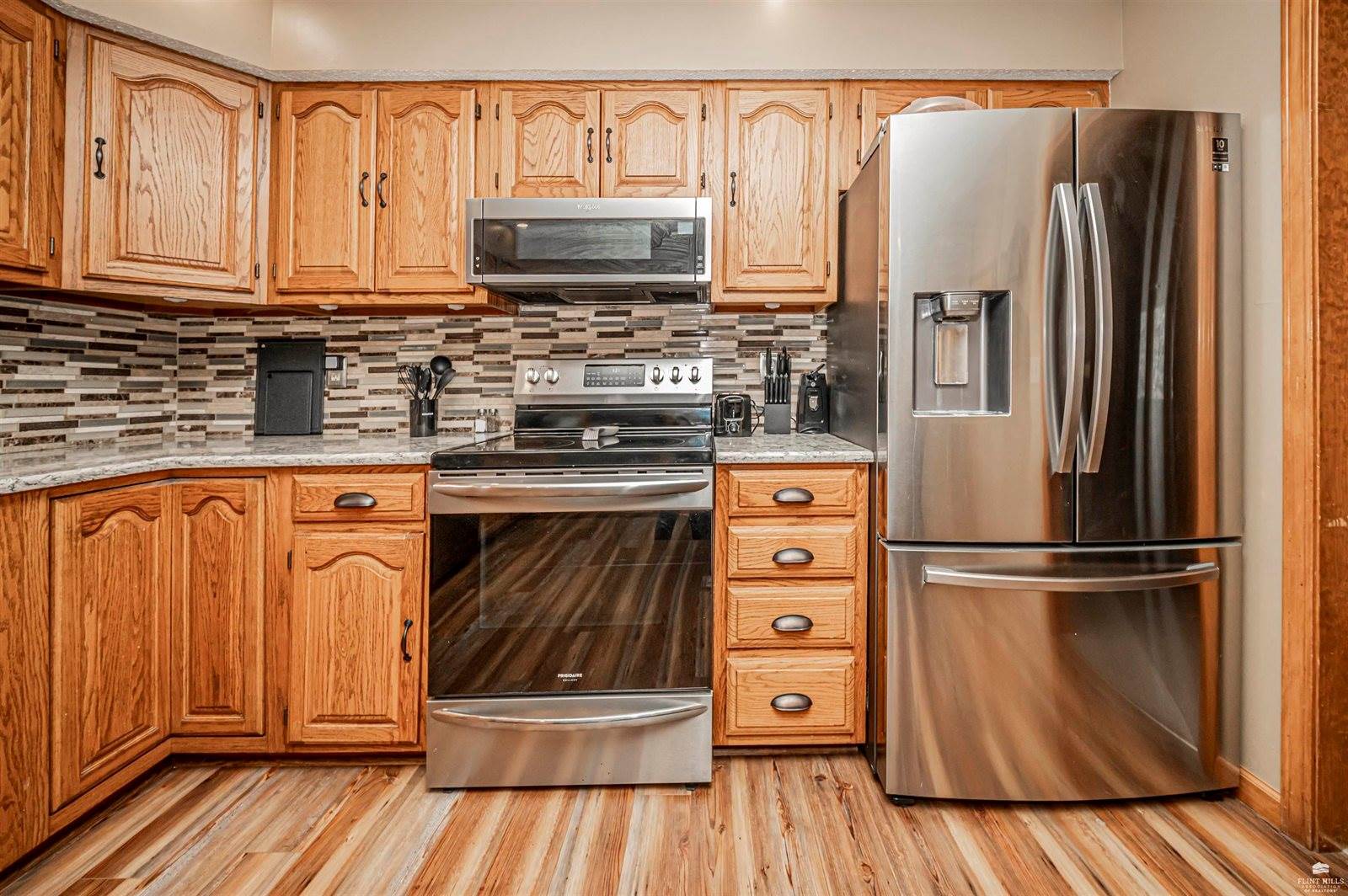 3223 Weaver Drive, Milford, KS 66514