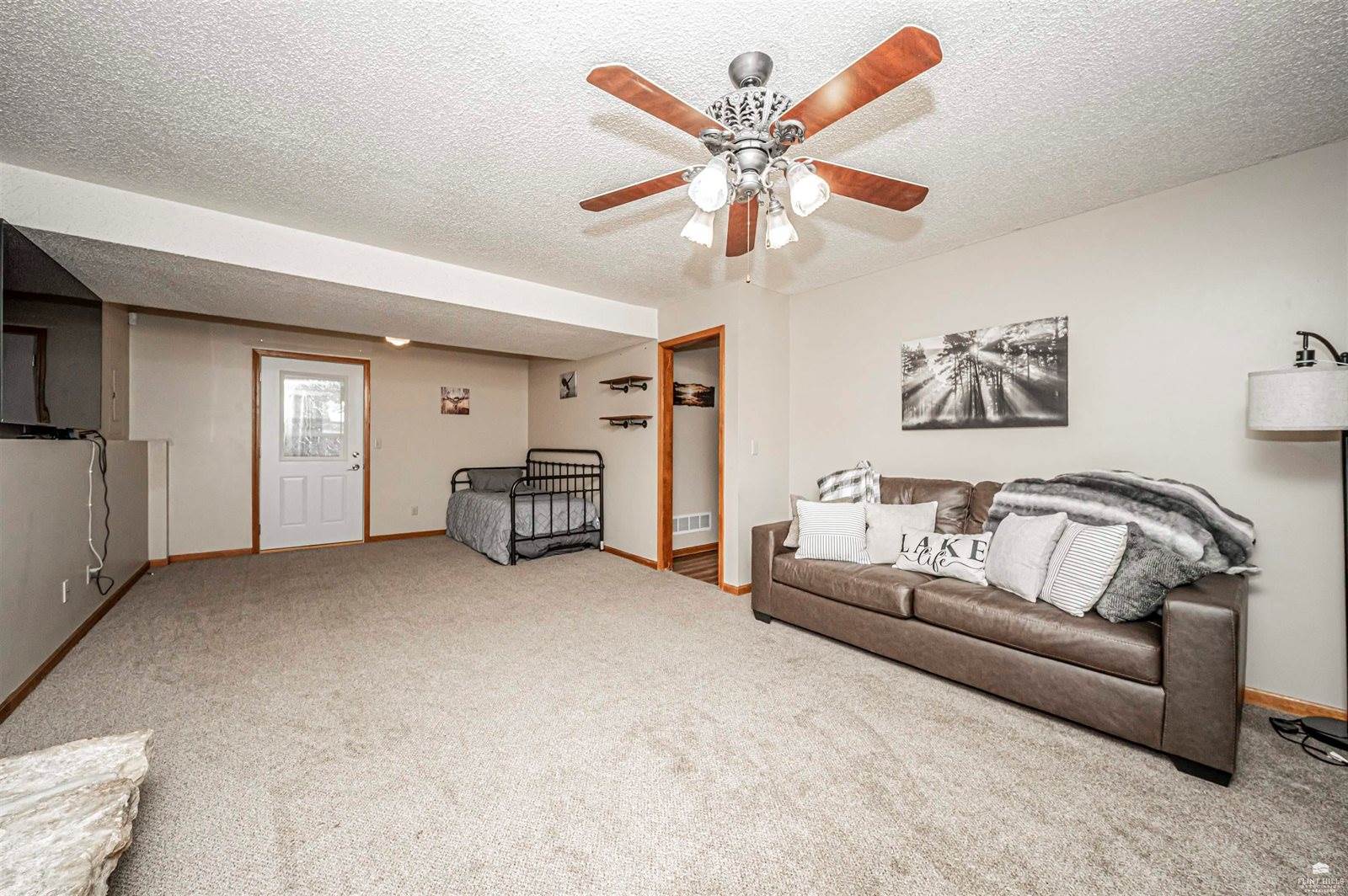 3223 Weaver Drive, Milford, KS 66514