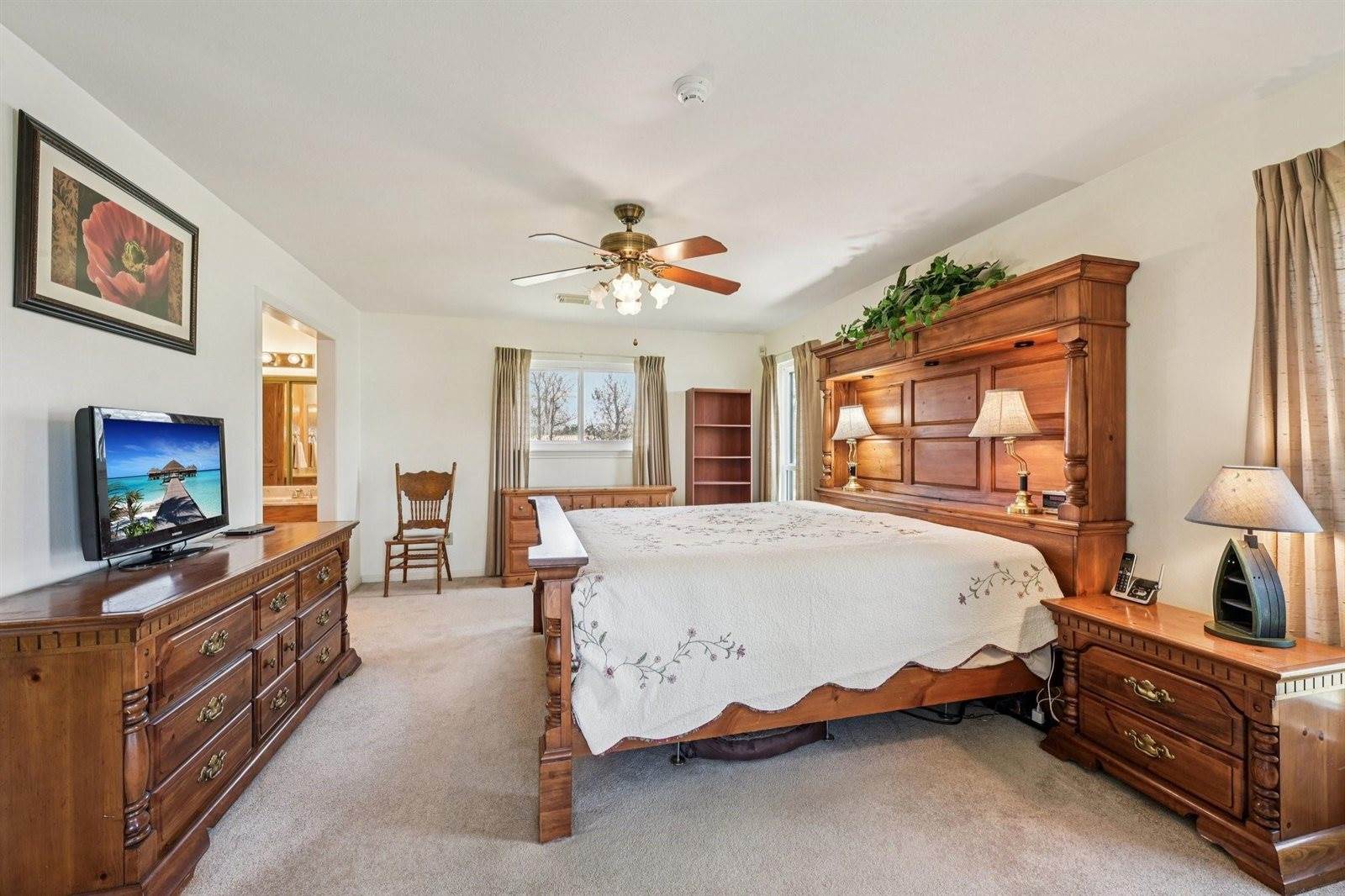 94 Lake View Drive, Huntsville, TX 77320