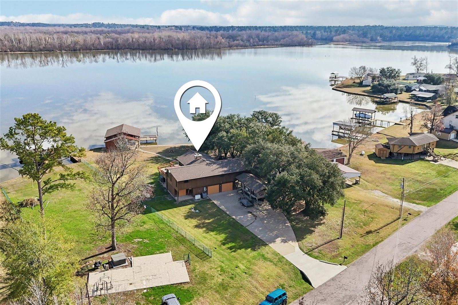 94 Lake View Drive, Huntsville, TX 77320