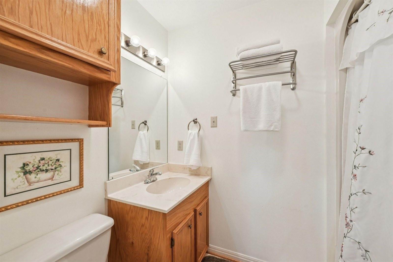 94 Lake View Drive, Huntsville, TX 77320