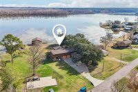 94 Lake View Drive, Huntsville, TX 77320
