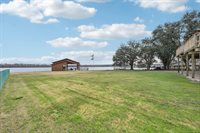 94 Lake View Drive, Huntsville, TX 77320