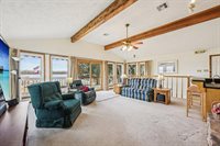 94 Lake View Drive, Huntsville, TX 77320