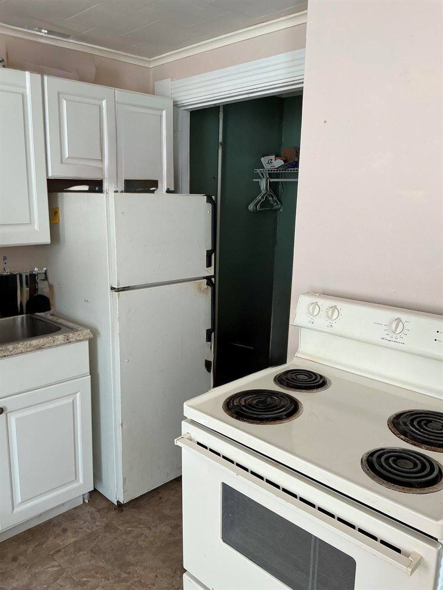 348 Main Street, Corinth, ME 04427