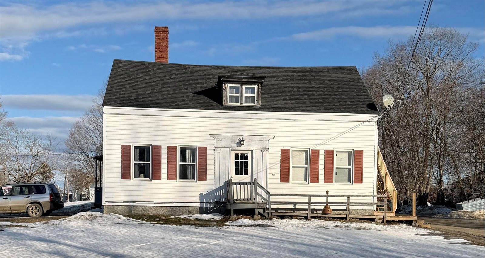 348 Main Street, Corinth, ME 04427