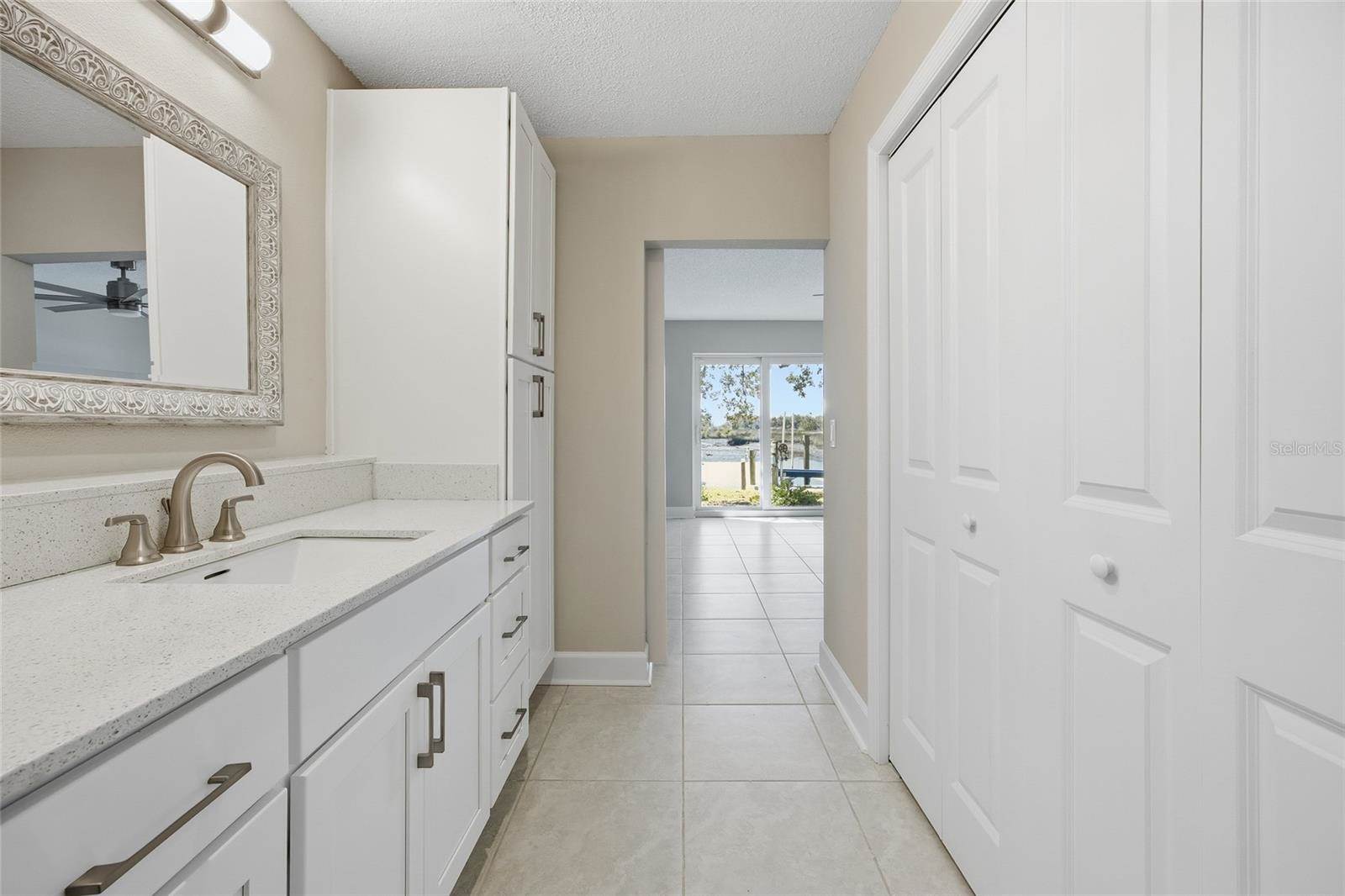 11586 West Bayshore Drive, #14, Crystal River, FL 34429