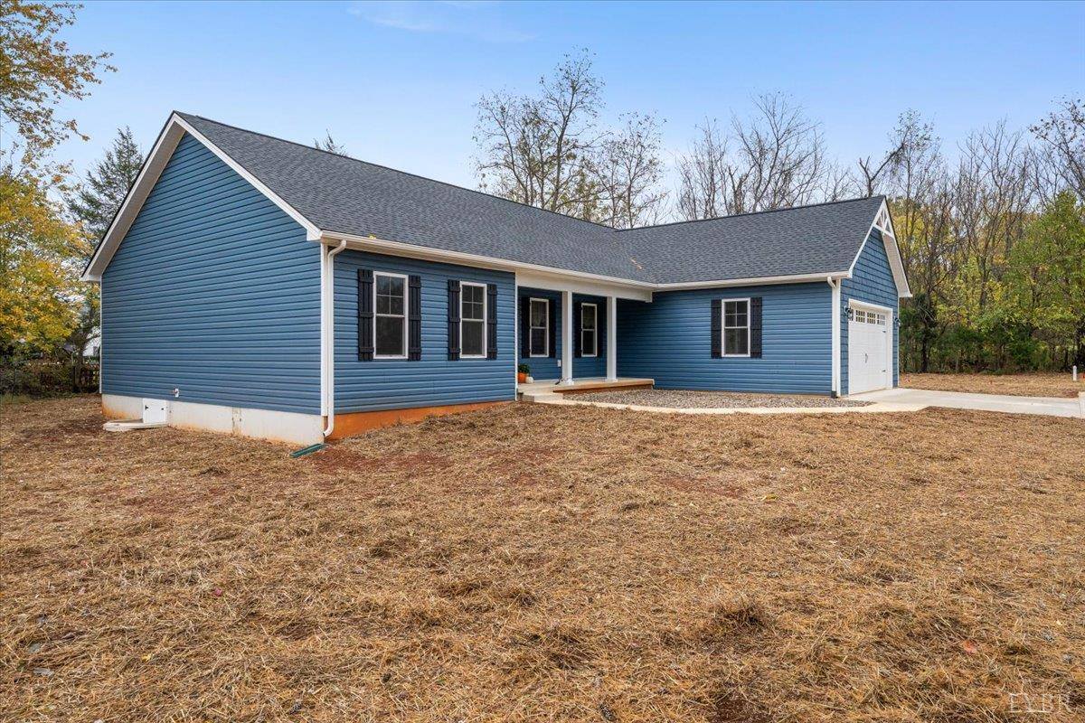 1025 Lindsay Rd, Forest, VA 24551