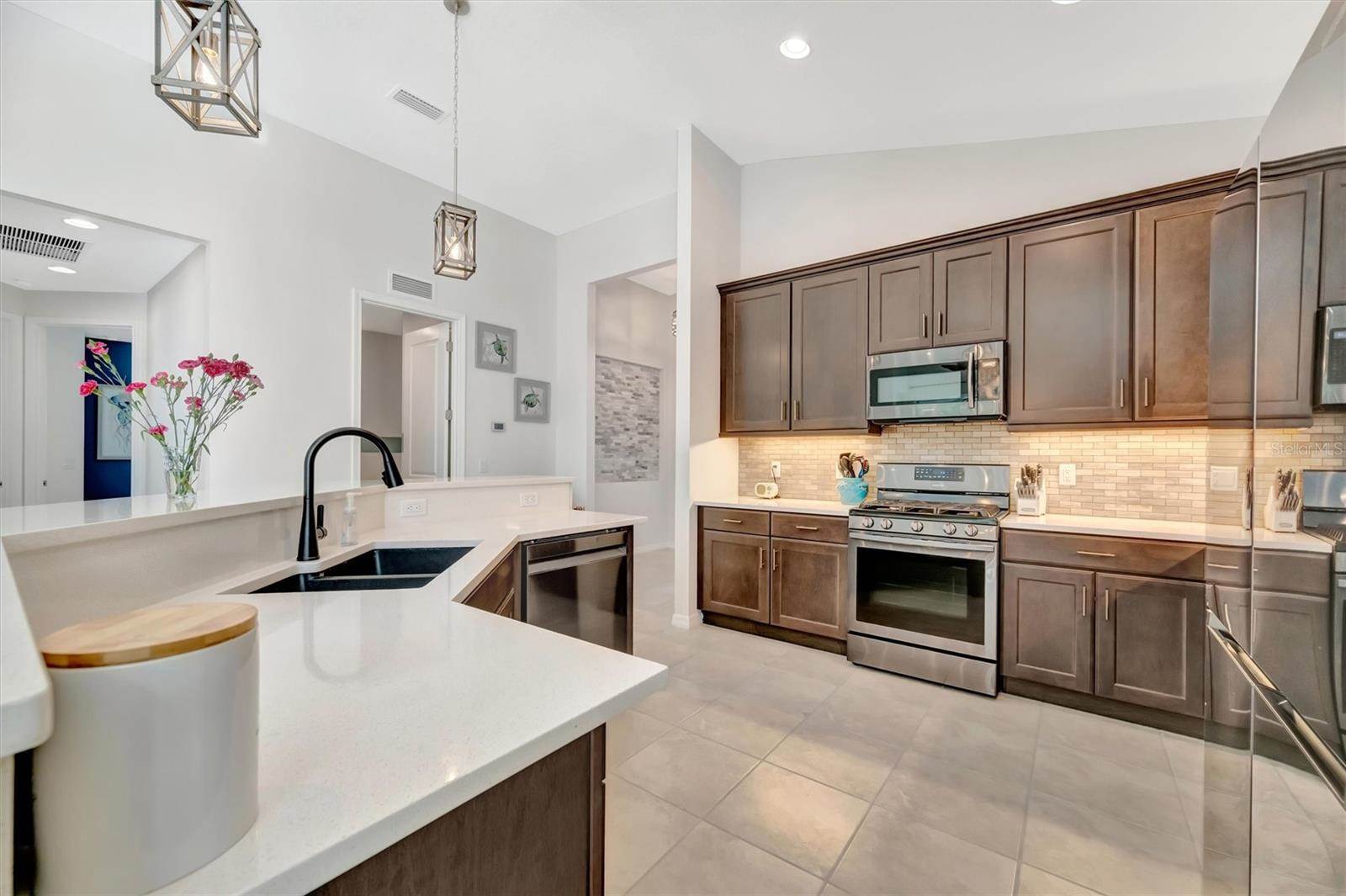 404 Whistler Glen, Bradenton, FL 34212