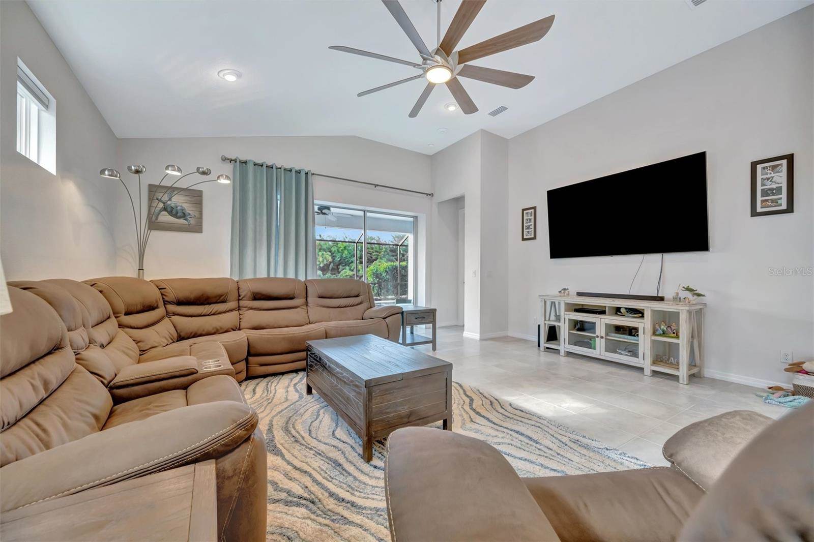 404 Whistler Glen, Bradenton, FL 34212