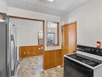 605 S Vine Avenue, Marshfield, WI 54449