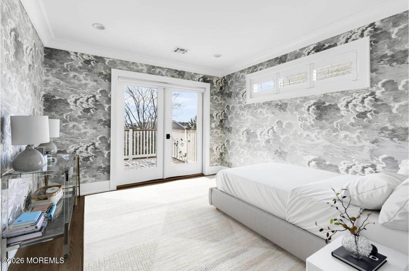 39 Washington Avenue, Rumson, NJ 07760