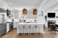 39 Washington Avenue, Rumson, NJ 07760