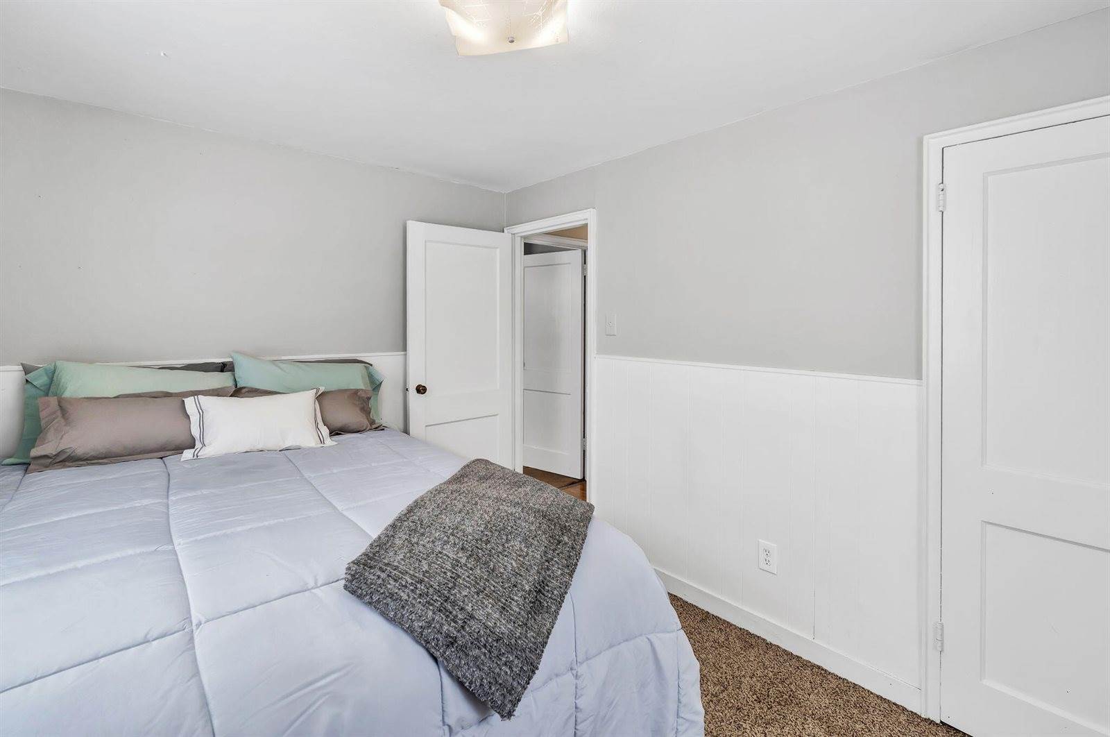 37 Jowett Street, Bangor, ME 04401