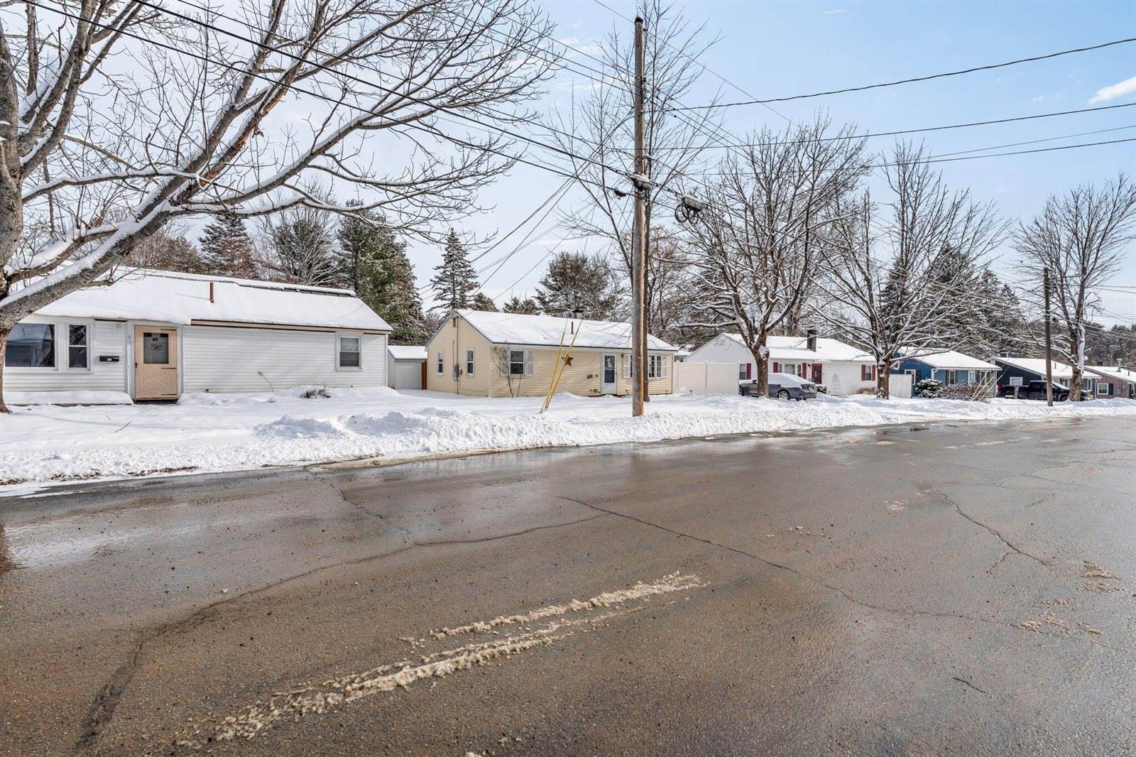 37 Jowett Street, Bangor, ME 04401