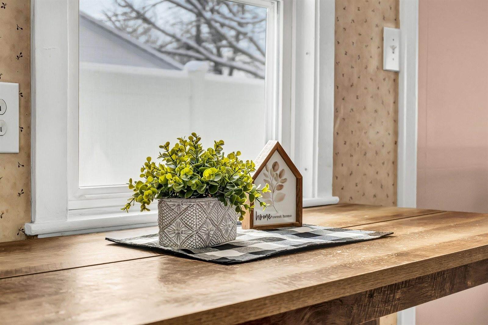 37 Jowett Street, Bangor, ME 04401