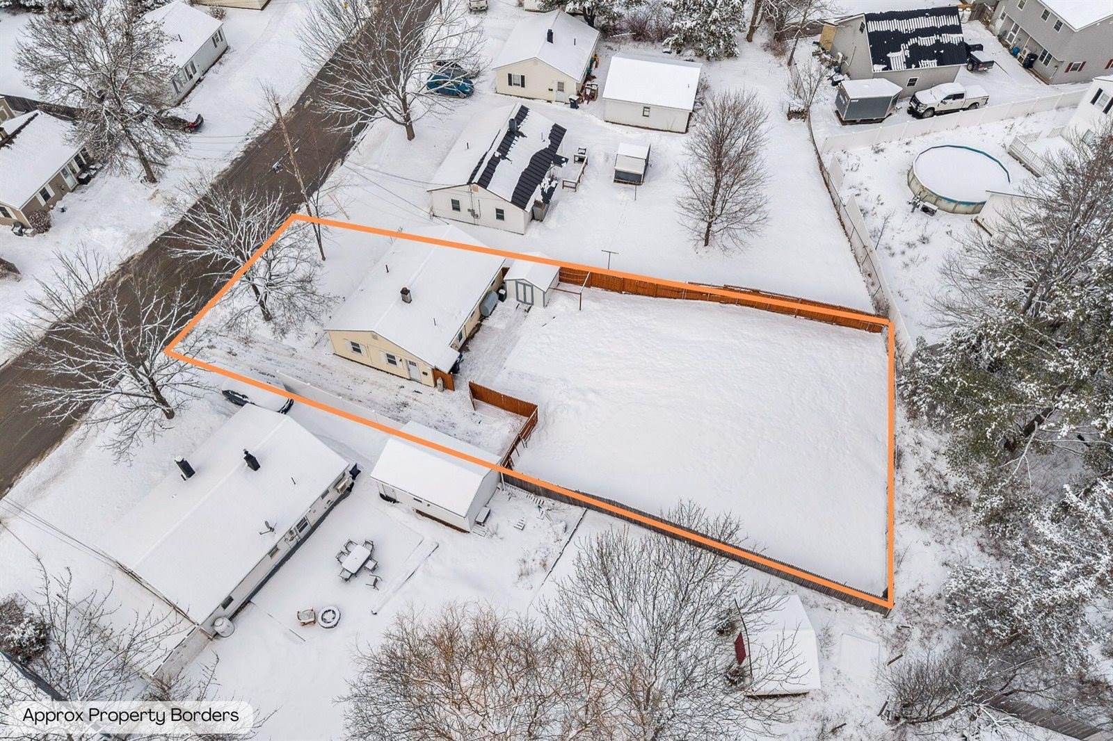 37 Jowett Street, Bangor, ME 04401