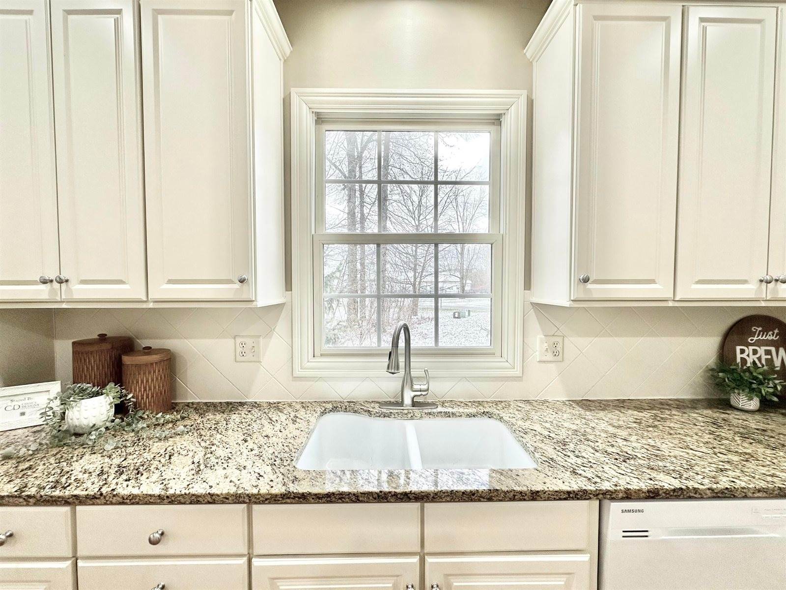 7040 Aly Dar Lane, Blacklick, OH 43004