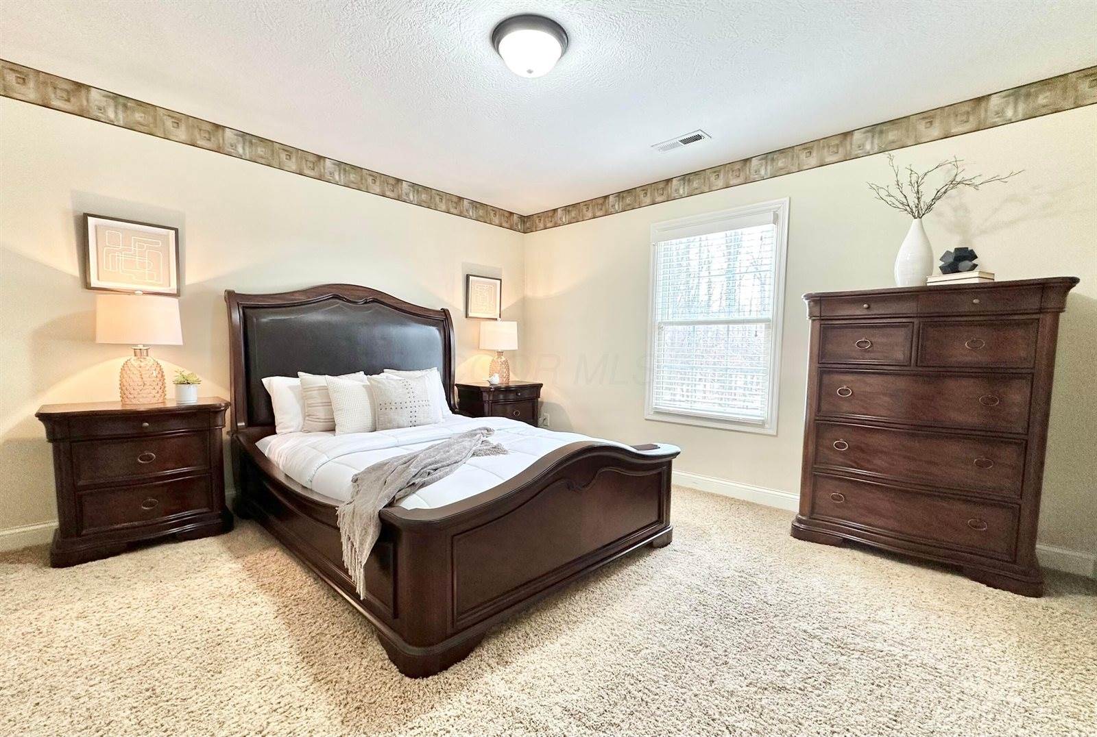 7040 Aly Dar Lane, Blacklick, OH 43004