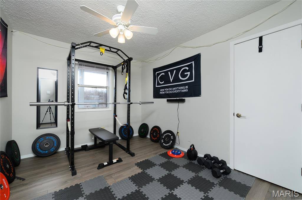 24025 Turtle Lane, Saint Robert, MO 65584