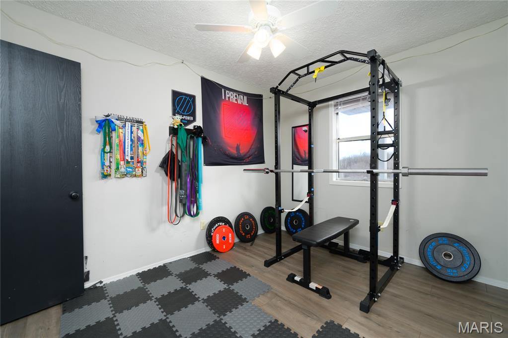 24025 Turtle Lane, Saint Robert, MO 65584