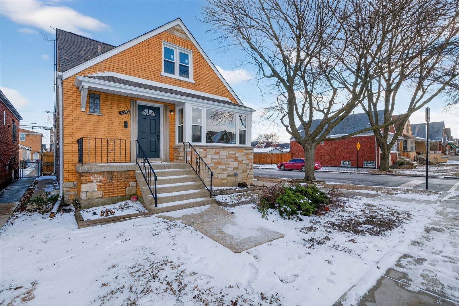 6559 South Kedvale Avenue, Chicago, IL 60629