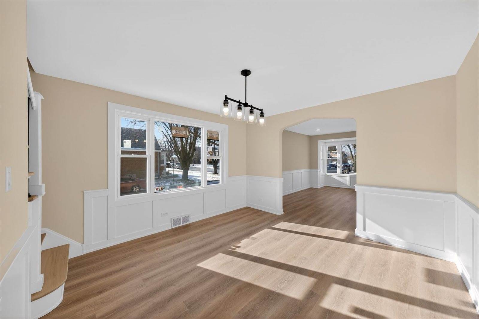 6559 South Kedvale Avenue, Chicago, IL 60629