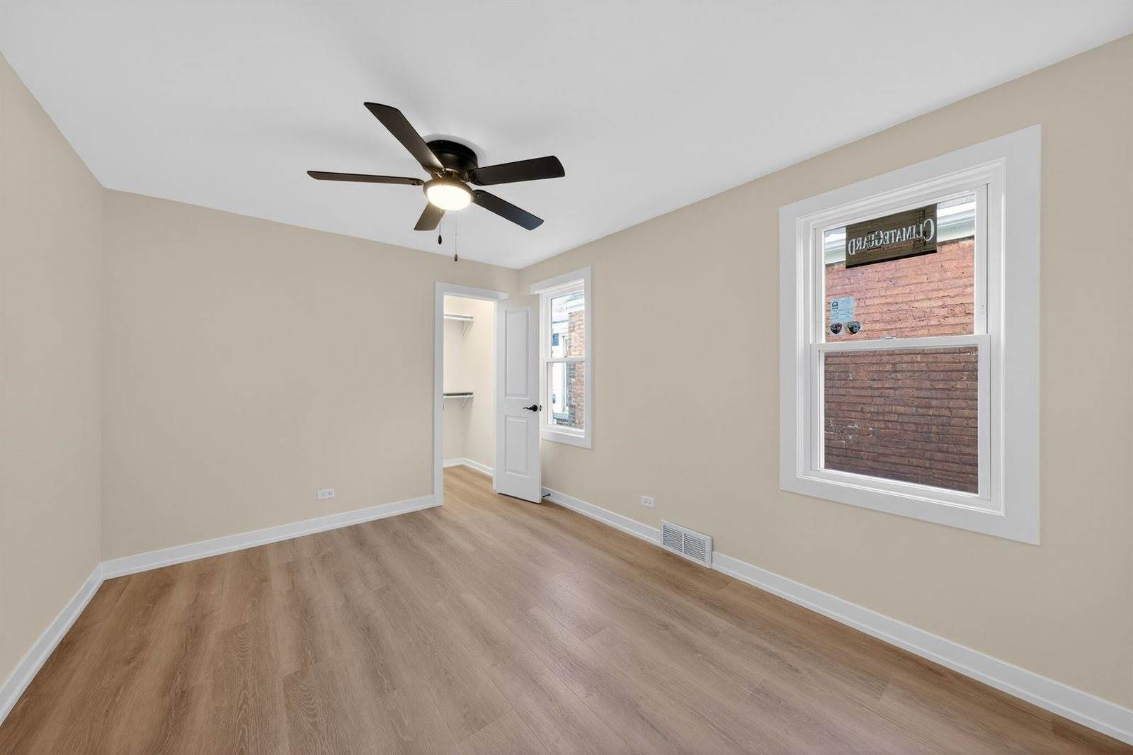 6559 South Kedvale Avenue, Chicago, IL 60629