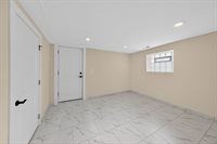 6559 South Kedvale Avenue, Chicago, IL 60629