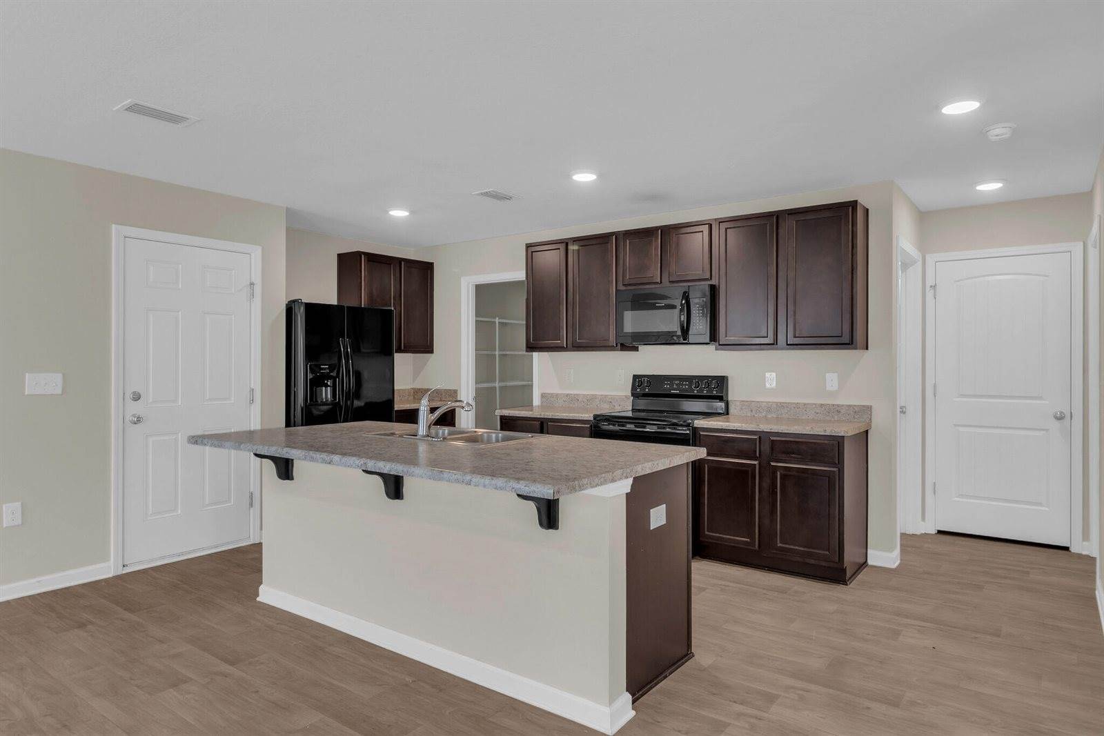 585 Earl Godwin Road, Freeport, FL 32439