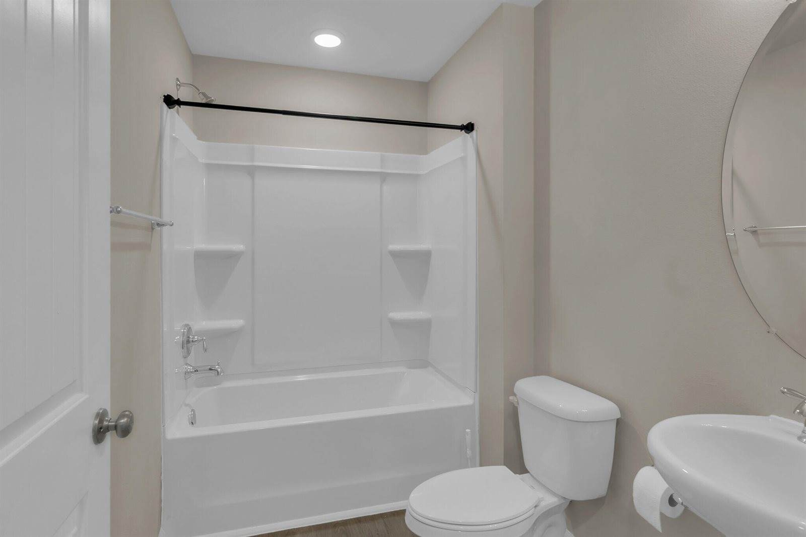 585 Earl Godwin Road, Freeport, FL 32439