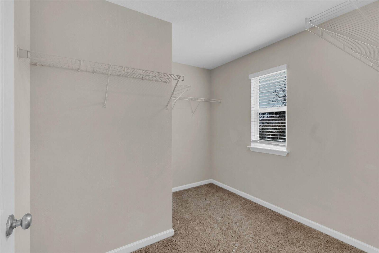 585 Earl Godwin Road, Freeport, FL 32439