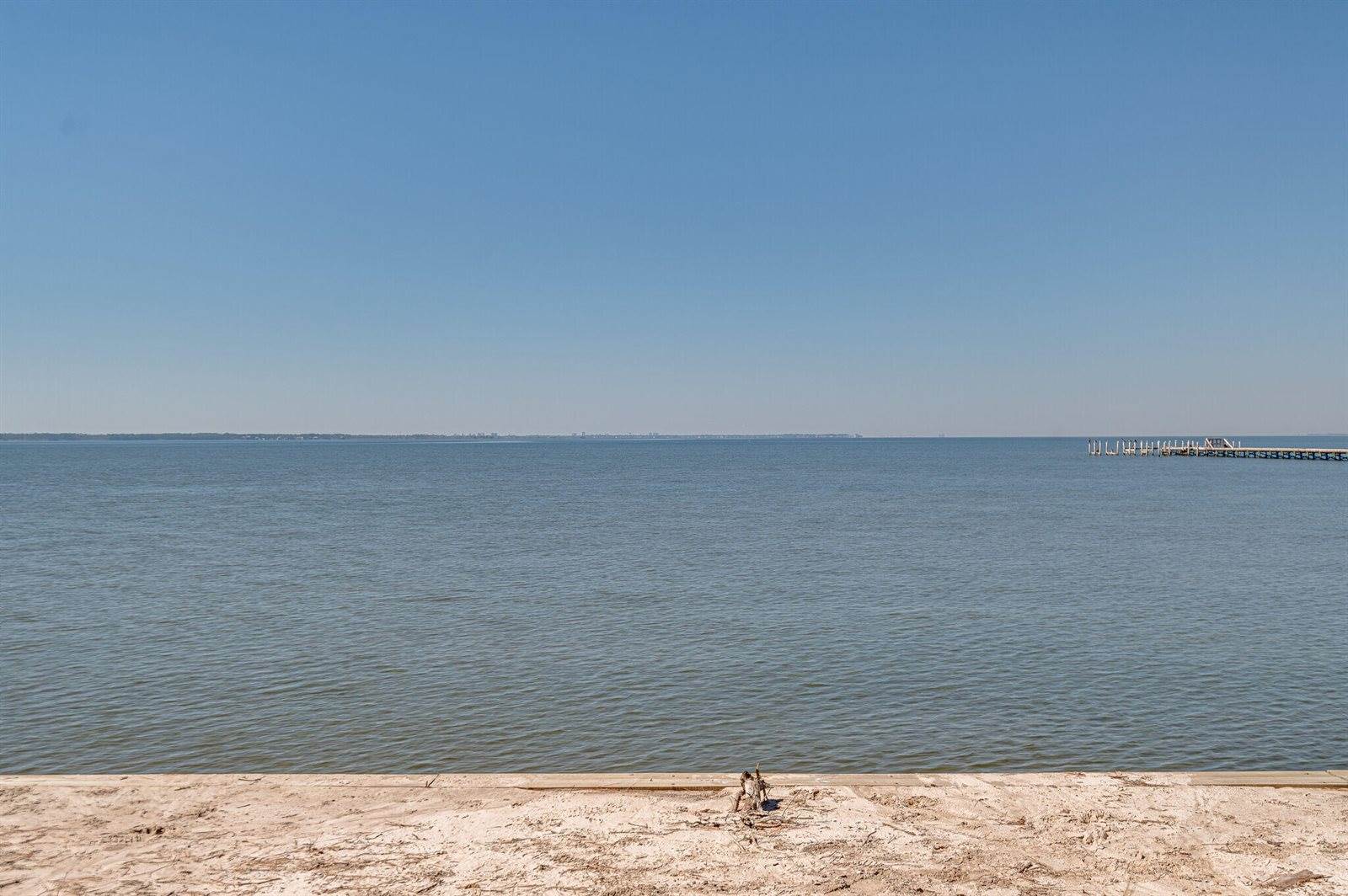 585 Earl Godwin Road, Freeport, FL 32439