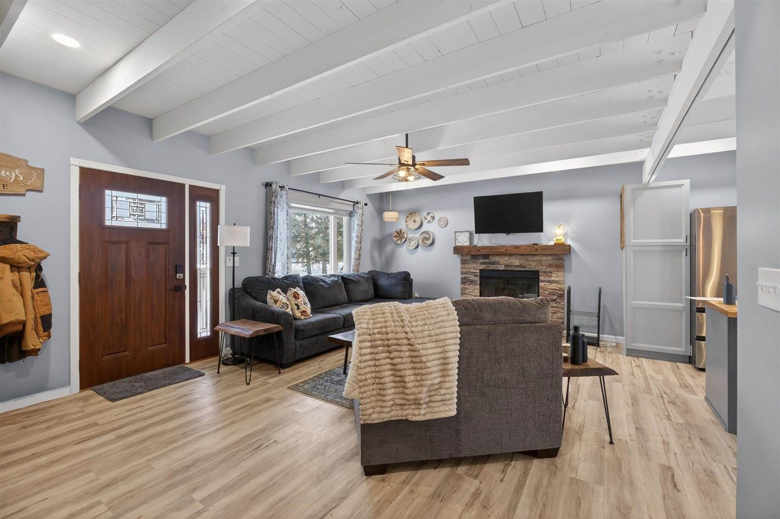 111 Glendale Lane, Nekoosa, WI 54457