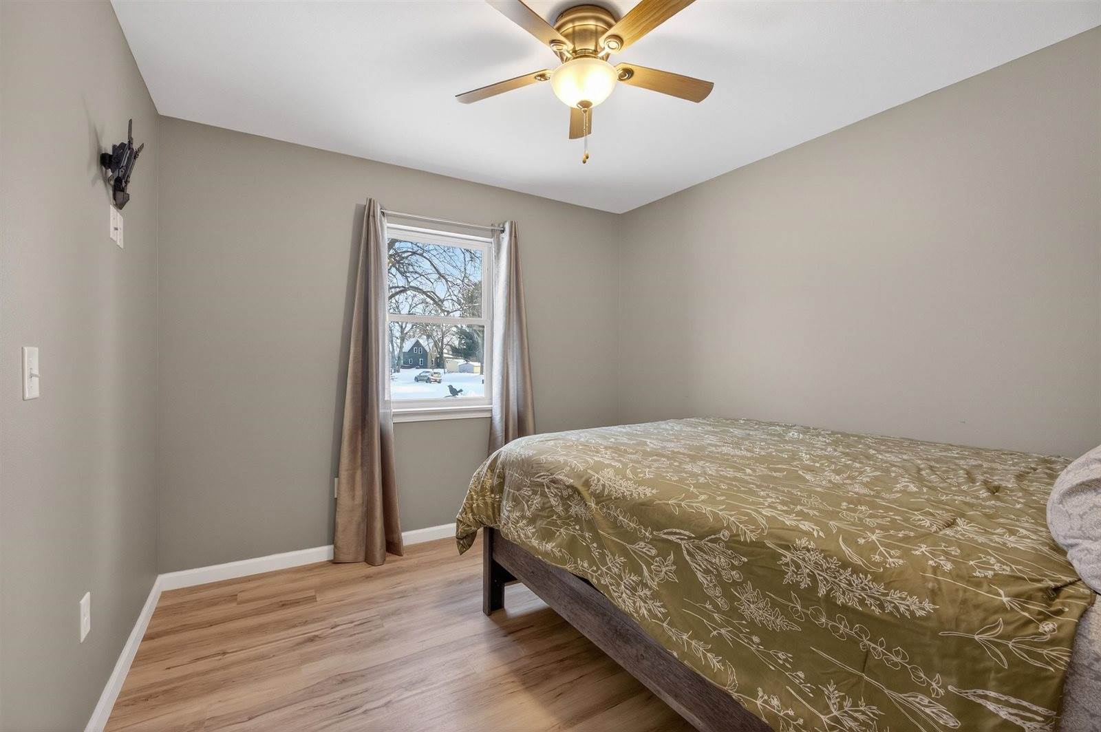 111 Glendale Lane, Nekoosa, WI 54457