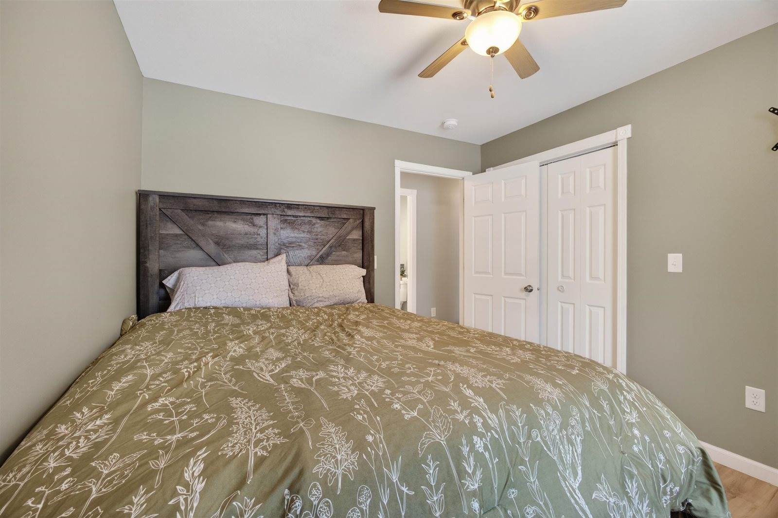 111 Glendale Lane, Nekoosa, WI 54457