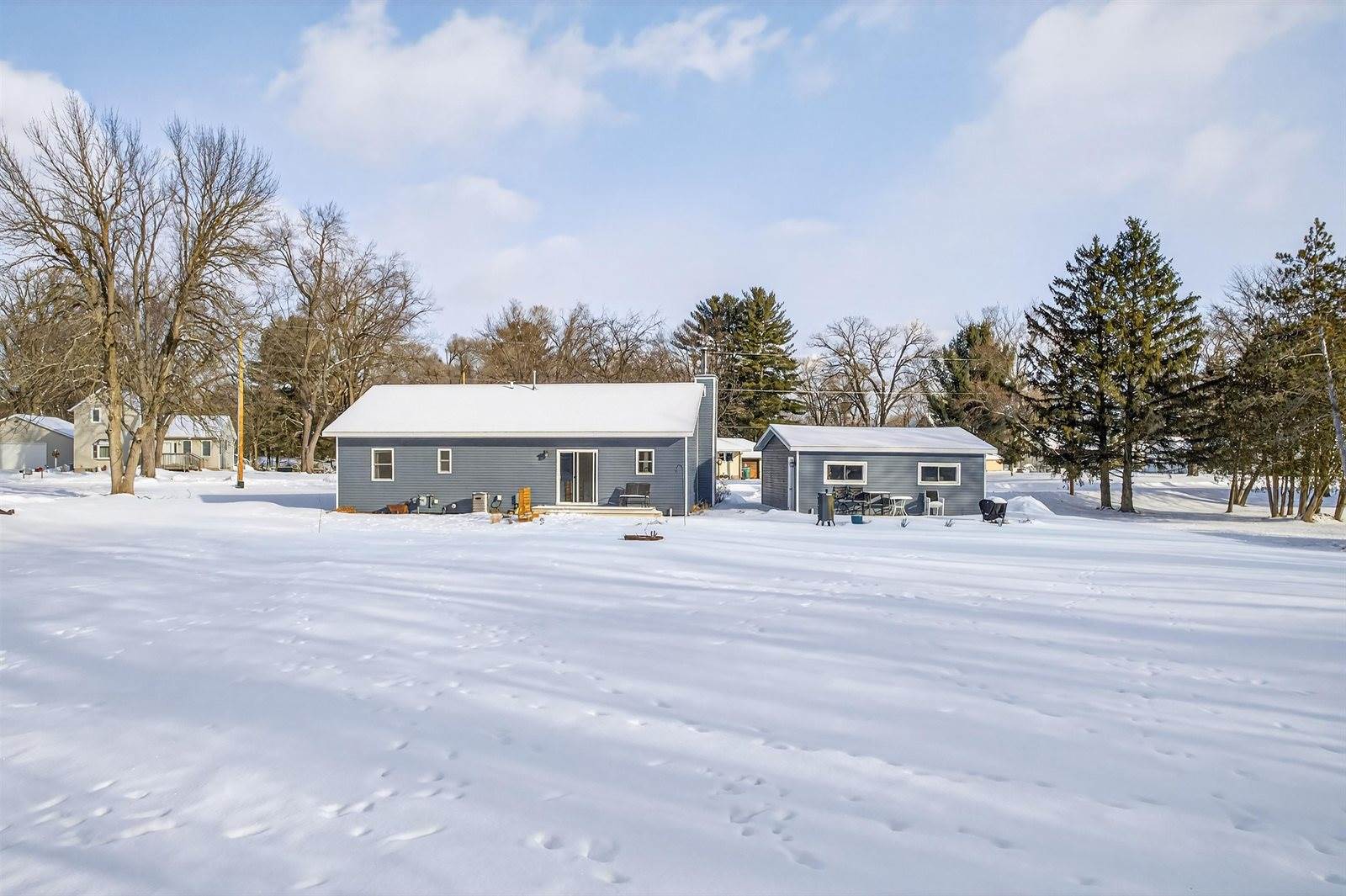111 Glendale Lane, Nekoosa, WI 54457