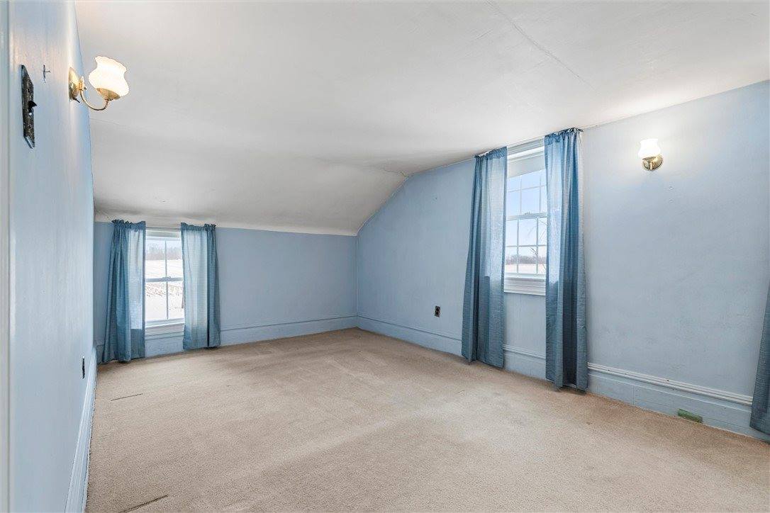 147 Fredonia Hadley Rd, Fairview Township, PA 16124