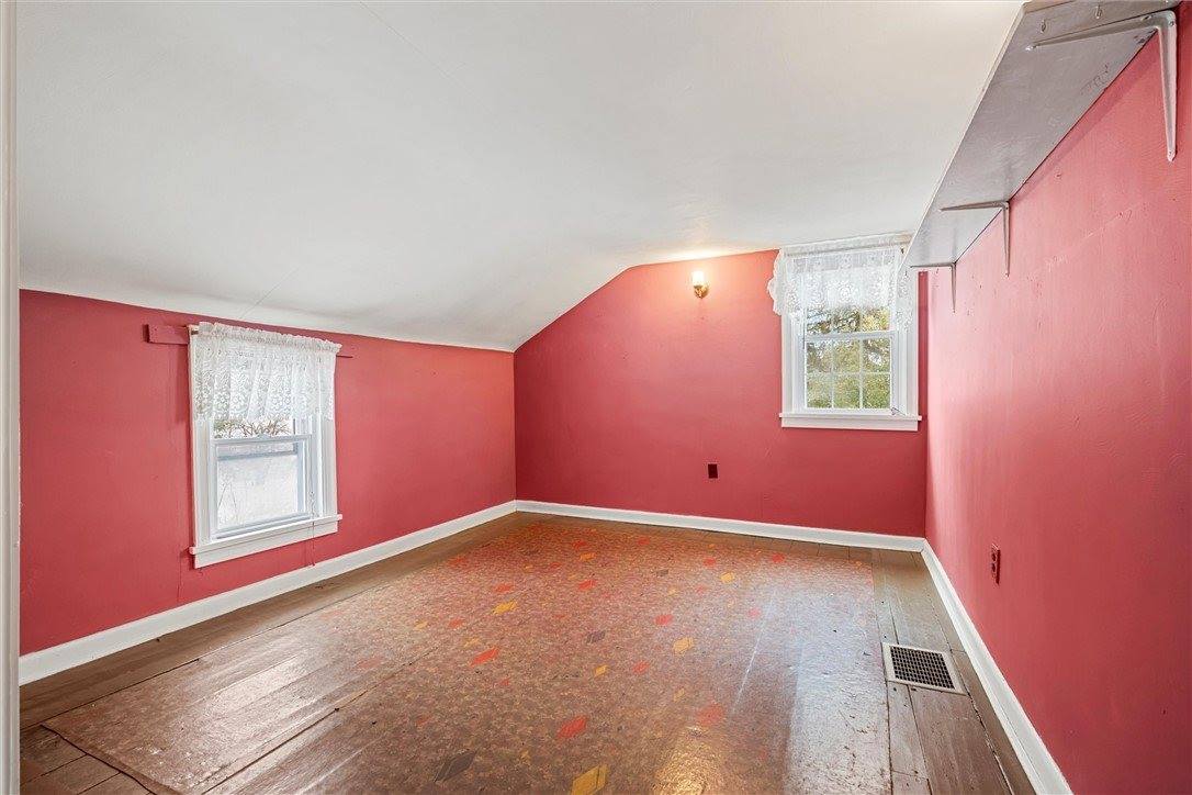 147 Fredonia Hadley Rd, Fairview Township, PA 16124